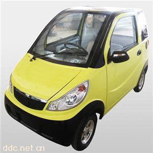  电动四轮老年代步车